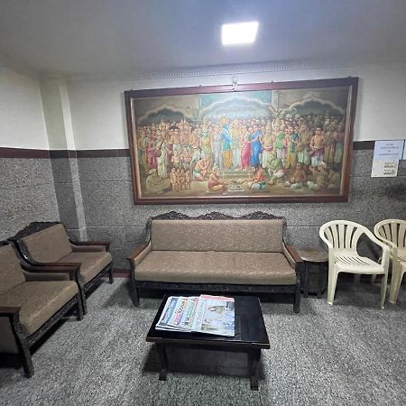 Sri Durgamba Lodge Bangalore Exteriör bild
