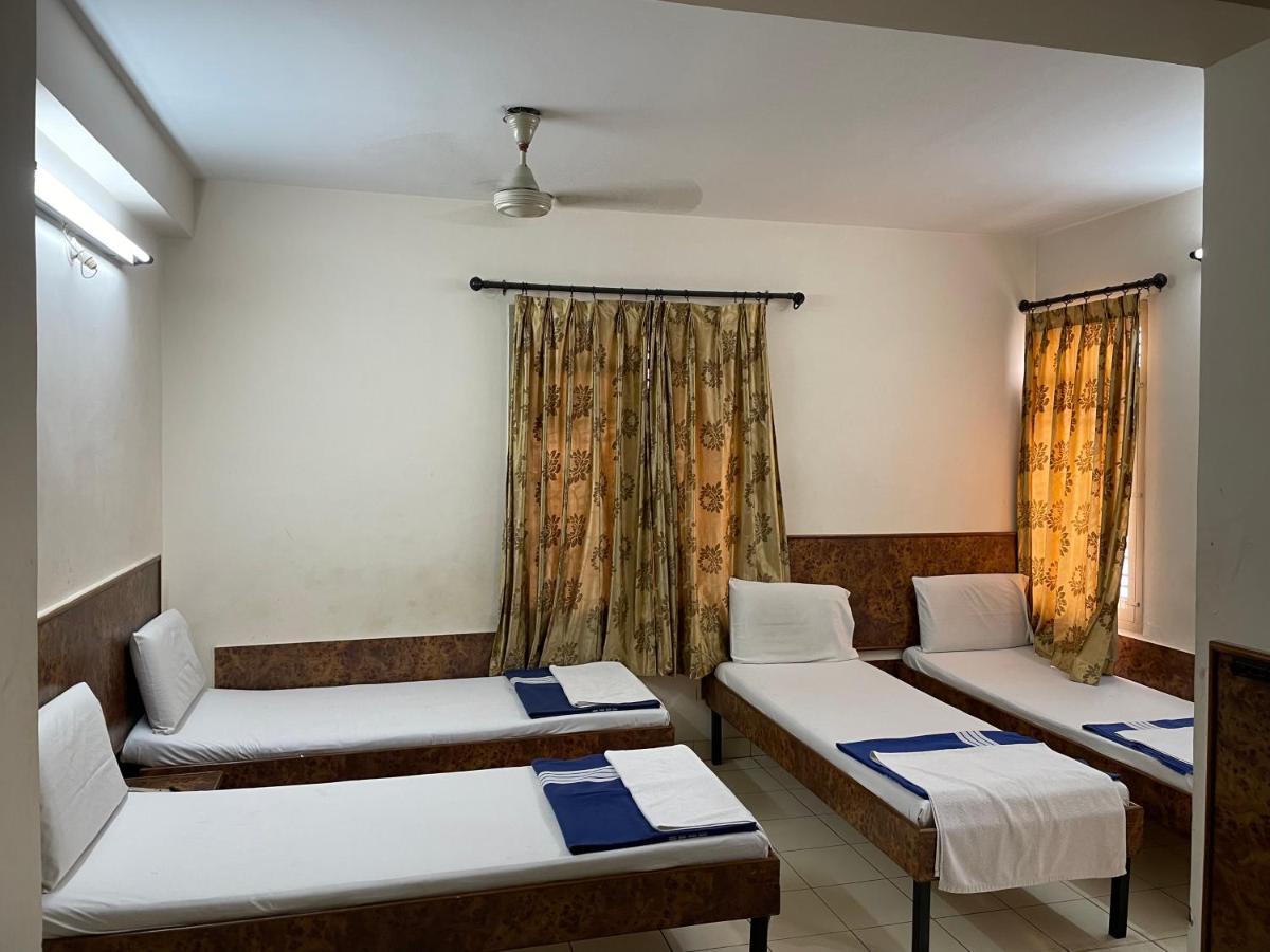 Sri Durgamba Lodge Bangalore Exteriör bild